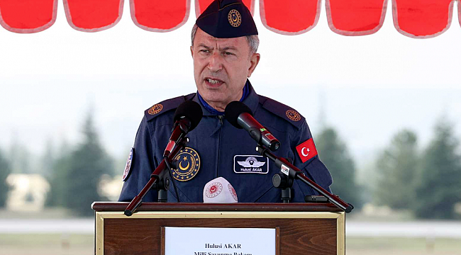 Hulusi Akar&#039;dan Yunanistan&#039;a; Uzattığımız barış elini tutun...