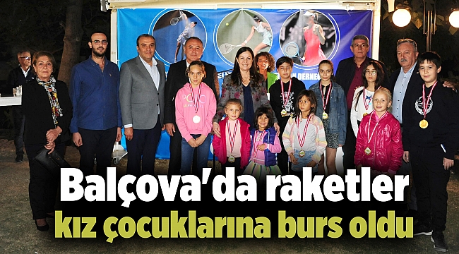 Balçova'da raketler kız çocuklarına burs oldu