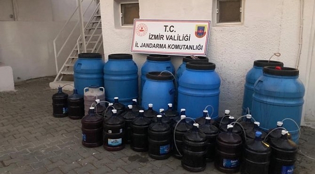 İ̇zmir'de Binlerce Litre Kaçak İçki Ele Geçirildi