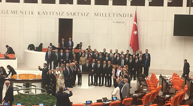 Sosyal medya düzenlemesi Meclis'ten geçti