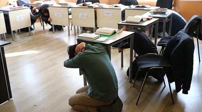 Bugün ülke genelinde saat 18.57'de deprem tatbikatı yapılacak