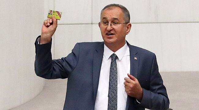 CHP&#039;li Sertel&#039;den basın kartı tepkisi!