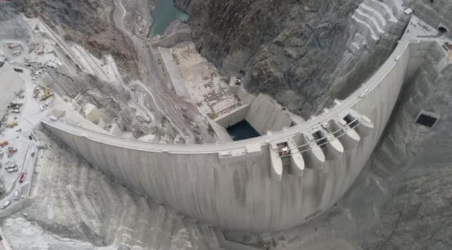Türkiye'nin en yüksek barajında açılış tarihi belli oldu