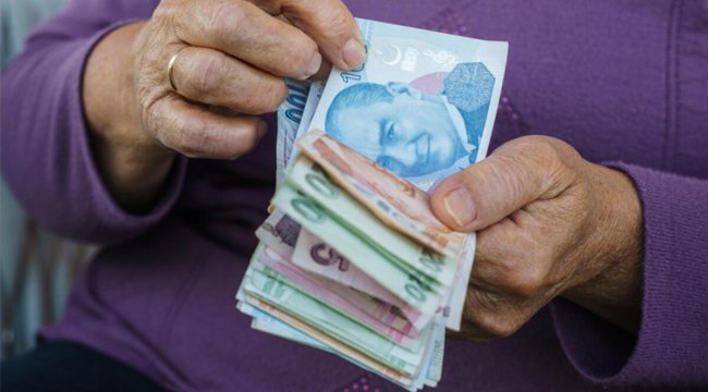 EYT'liler emekli promosyonlarını hesaplamaya başladı! Ne kadar alacaklar...