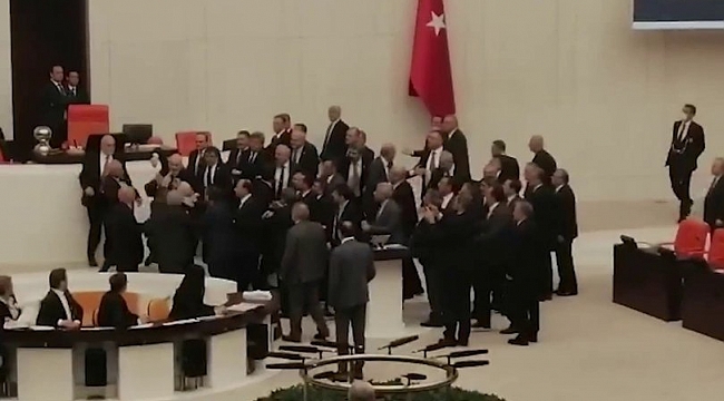 Meclis'te "yumruklu" kavga! İYİ Parti'den açıklama