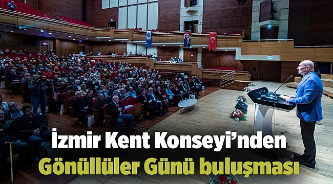 Soyer: İzmir felaketleri gönüllülükle aştı