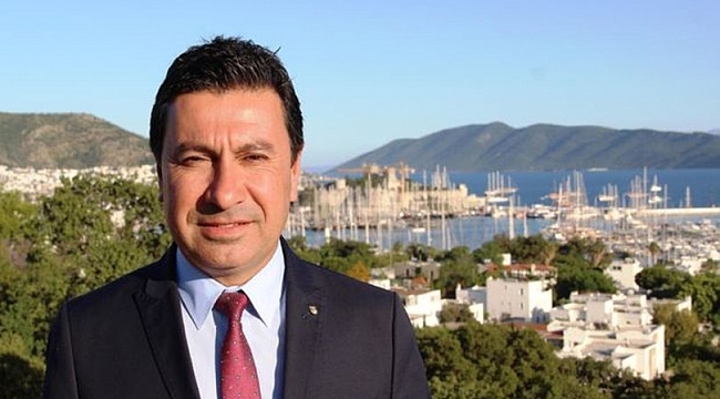 Bodrum Belediye Başkanı Aras’a yumruklu saldırı