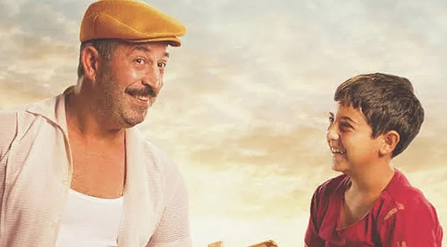 İftarlık Gazoz&#039;un Adem&#039;i Berat Efe Parlar annesini kaybetti!