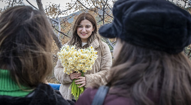 Karaburun'da üreticinin yüzü güldüren festival devam ediyor!