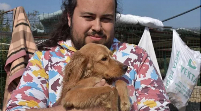 Depremde kurtulan candostlar sahiplerini bekliyor