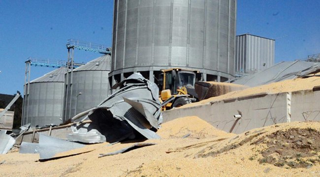 Gaziantep&#039;de depremde TMO&#039;nun siloları da yıkıldı