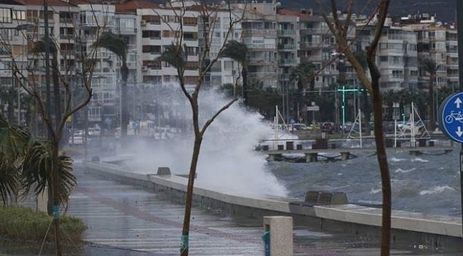 Meteorojiden İzmir&#039;e fırtına uyarısı