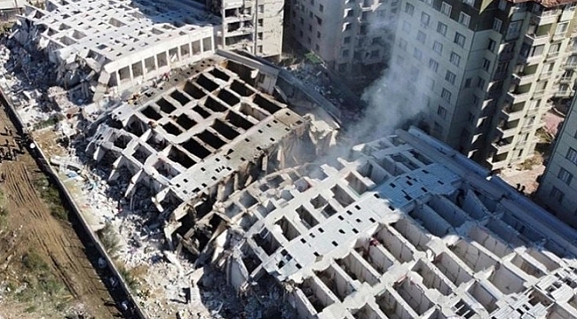 Rönesans Rezidans'ın ortağı için kırmızı bülten