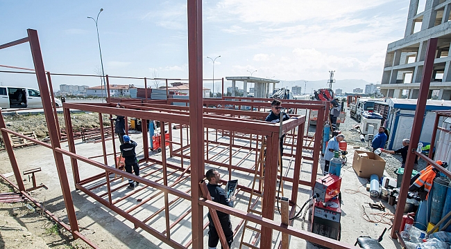 Hatay'da 200 aileyi barındıracak konteyner kent için yoğun çalışılıyor