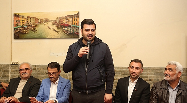 AK Partili İnan’dan Millet İttifakı afişlerine ‘istemezükçü’ göndermesi