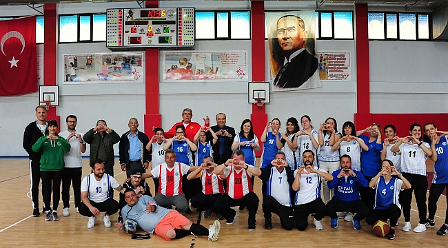 Balçova'da kalpleri ısıtan turnuva