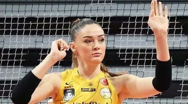 Voleybolcu Zehra Güneş yine mest etti!
