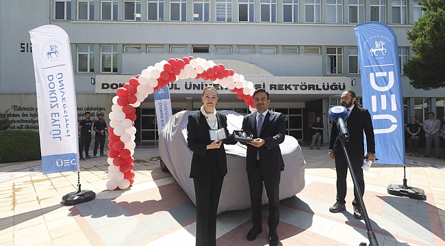 TÜRKİYE'NİN YERLİ OTOMOBİLİ TOGG DEÜ'NÜN MAKAM ARACI OLDU