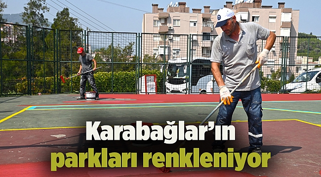 Karabağlar’ın parkları renkleniyor