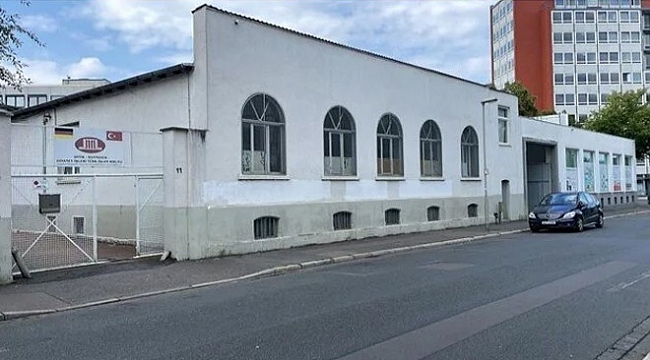 PKK yandaşlarından camiye çirkin saldırı!