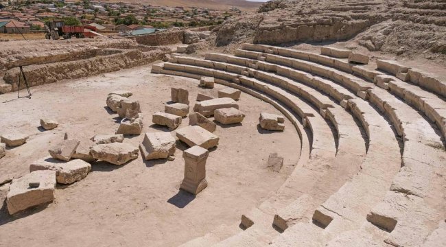 Savatra’da toplu çocuk mezarı bulundu