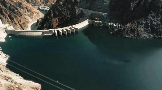 Yusufeli Barajı&#039;nda türbin döndürme başladı