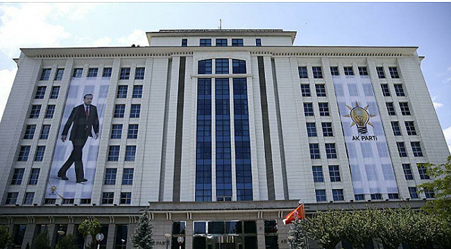 AK Parti&#039;de genel merkez kurullarının başkanları belli oldu