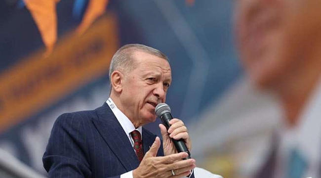 Cumhurbaşkanı Erdoğan, yeniden AK Parti Genel Başkanlığı'na seçildi.