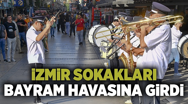 Cumhuriyet’in 100’üncü yılı kutlamaları bando konserleri ile sürüyor