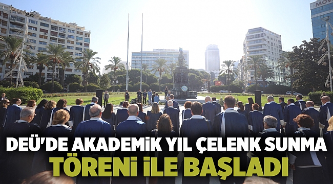 DEÜ'de Akademik Yıl Çelenk Sunma Töreni İle Başladı