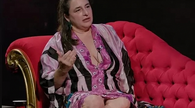 Esra Dermancıoğlu &quot;Sevgilimle sevişirken bana dedi ki...&quot; diyerek açıkladı! &quot;Hem hoşuma gitti...&quot;