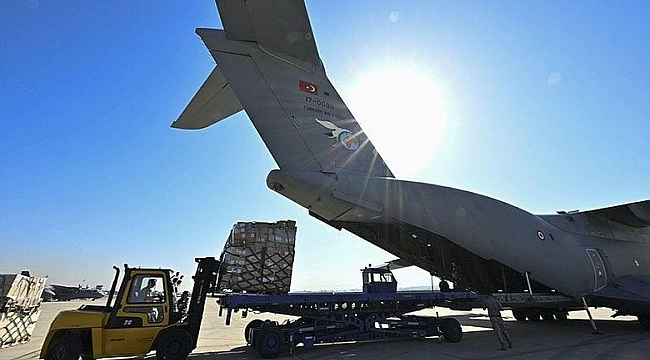 Gazze'ye yardım malzemeleri taşıyan iki uçak daha Mısır'a gönderildi