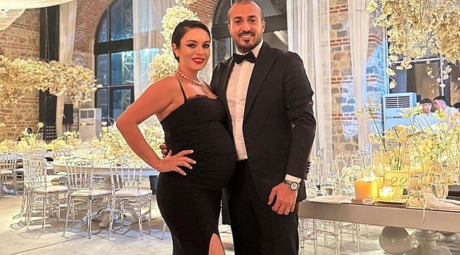 Başarılı oyuncu Ezgi Mola anne oldu