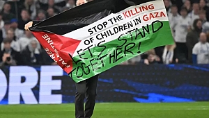 Kopenhag-Manchester United maçında Filistin'e destek