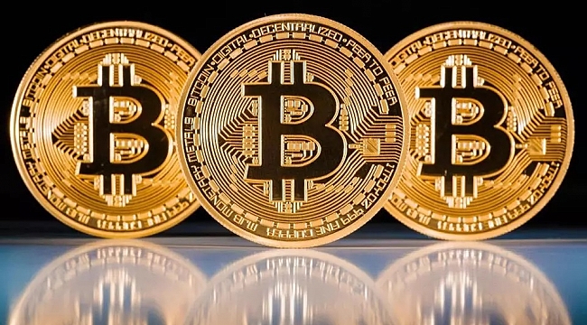 Bitcoin 21 ayın zirvesinde