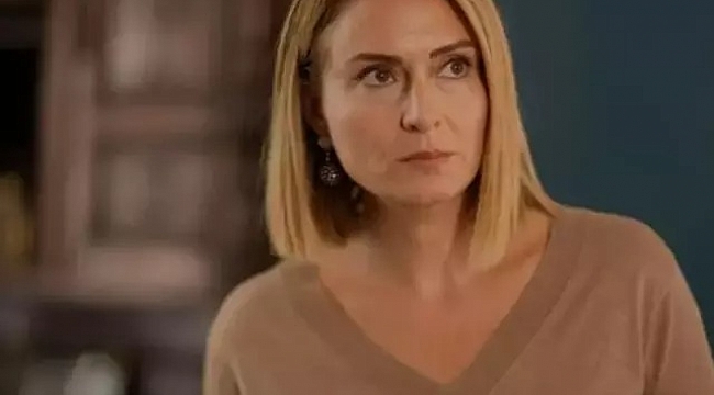 Ceyda Düvenci son pozlarıyla gündem oldu