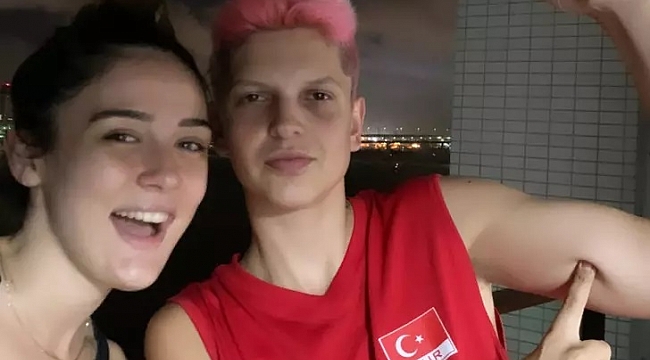 Ebrar Karakurt doğum gününde Joker oldu!