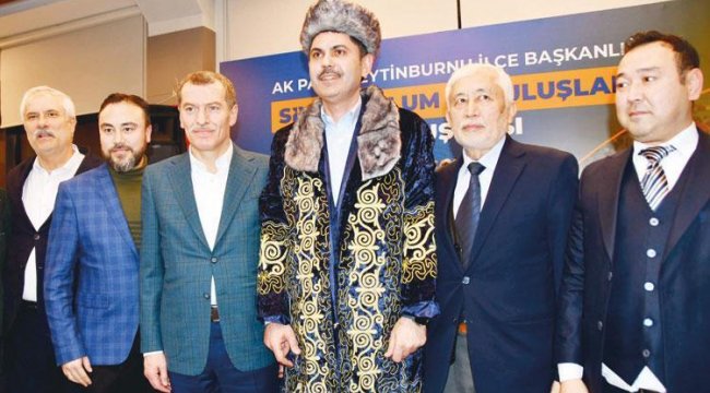 Murat Kurum’dan gazetecilere: Başımızın tacısınız
