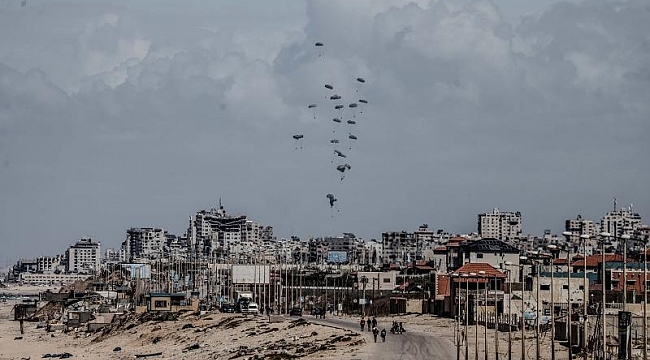 Gazze'de insani yardım almaya gidenler arasında izdiham: 1 kişi öldü