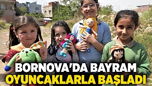 Bornova'da bayram oyuncaklarla başladı