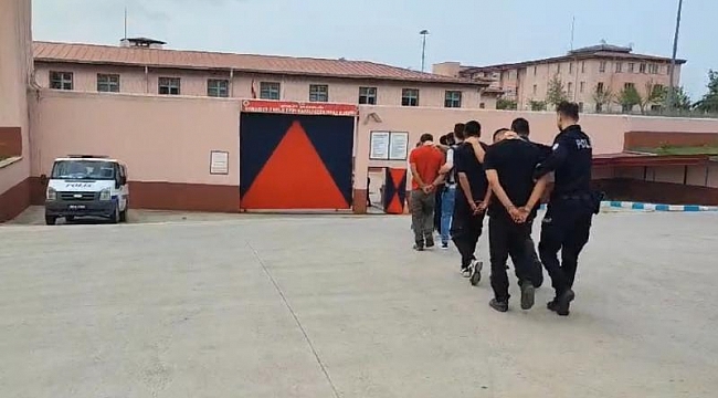 Hızlı tren hattı inşaatında demir korkuluklar çalındı