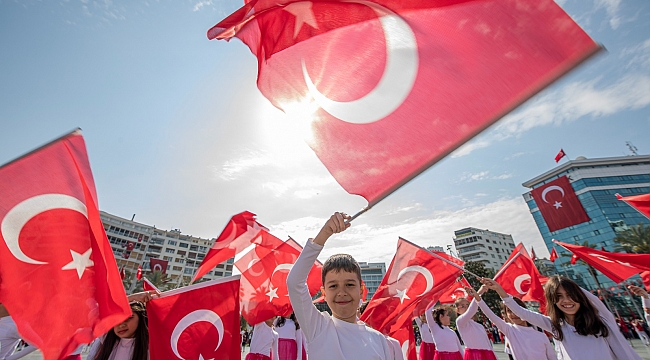 İzmir&#039;de “Gezici Çocuk Şenliği”