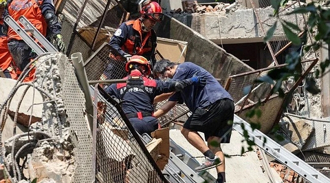 Tayvan&#039;da 7,4 büyüklüğünde deprem: Son 25 yılın en büyüğü