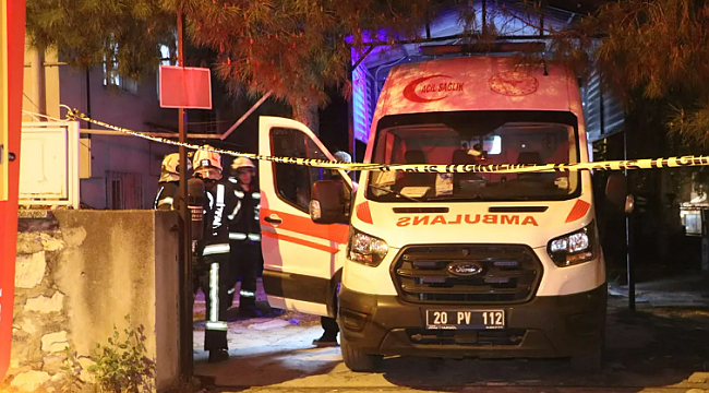 Ambulansta oksijen tüpü parladı: 2 sağlık görevlisi yaralı