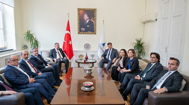 Başkan Tugay: "Bizler Cumhuriyet'i kuran partinin mirasçılarıyız"