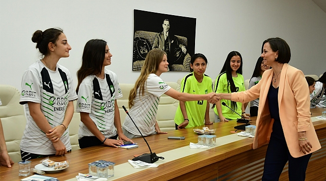 Şampiyonluk bekliyoruz