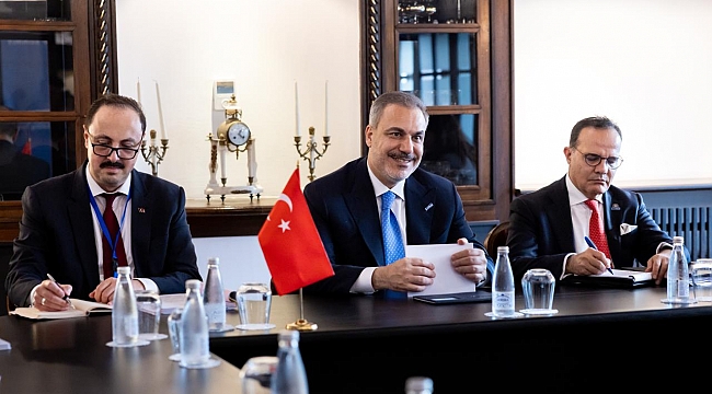 Bakan Fidan Üsküp&#039;te birçok mevkidaşıyla görüştü