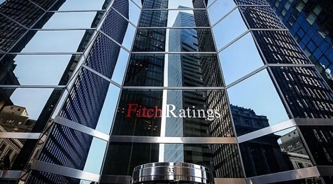 Fitch, Türkiye&#039;nin büyüme tahminini yükseltti, enflasyon beklentisini açıkladı