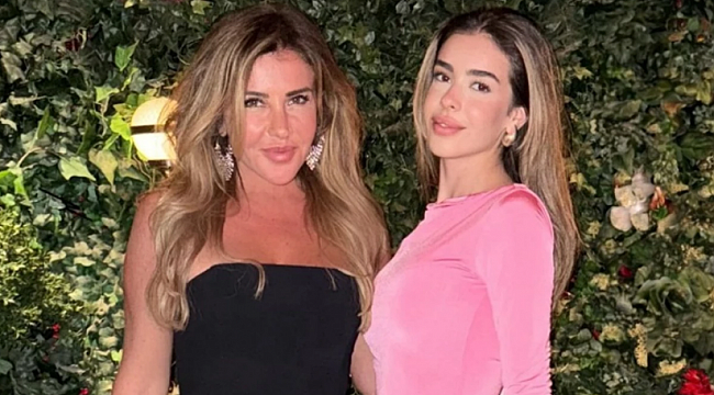 Annesi Yasemin Ilıcalı&#039;yı paylaştı, yorumlar art arda geldi: Bu yaşta neden silikon?