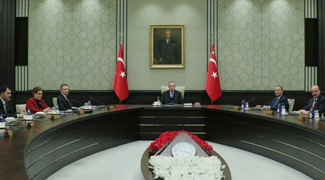 İki bakan "görevden affını" istedi | Murat Kurum yeniden kabinede